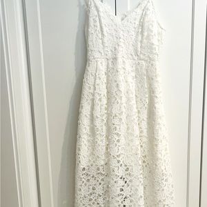 Astr lace midi dress M